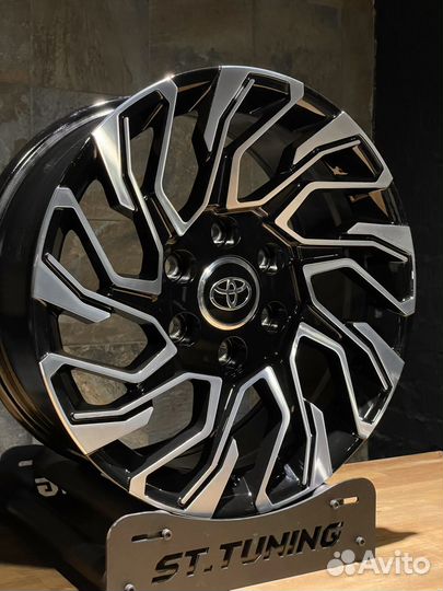 Диски R18 6x139,7 Toyota LC300 Hilux Lexus GX