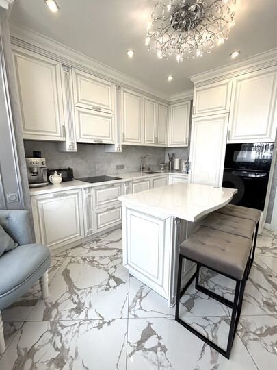 4-к. квартира, 115 м², 13/24 эт.