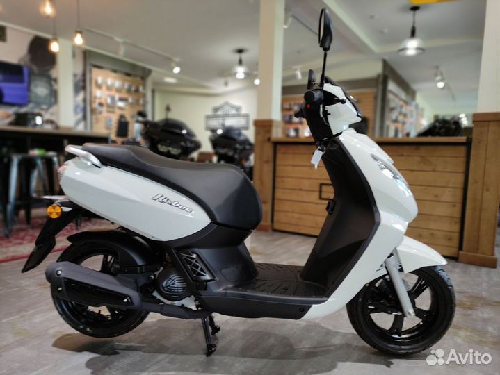 Скутер Peugeot Kisbee 50