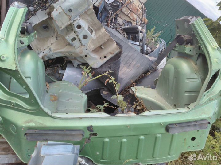 Задняя часть кузова Peugeot 307