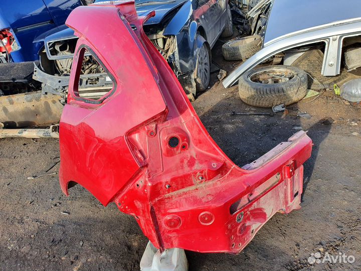 Крыло заднее левое четверть Citroen C4 хетчбек с4