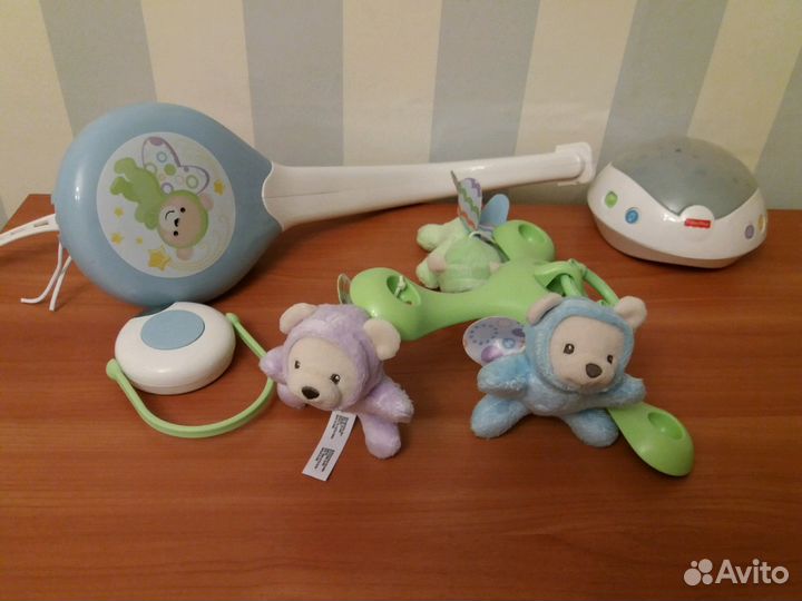 Мобиль для кроватки fisher price мечты о бабочках
