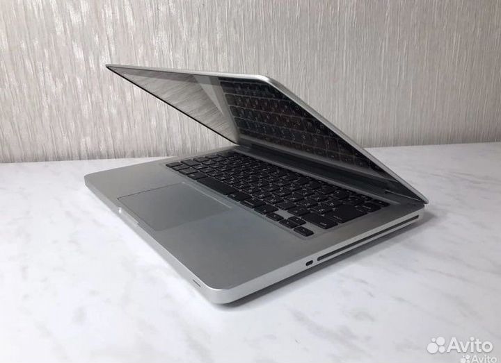 Apple MacBook Pro 13