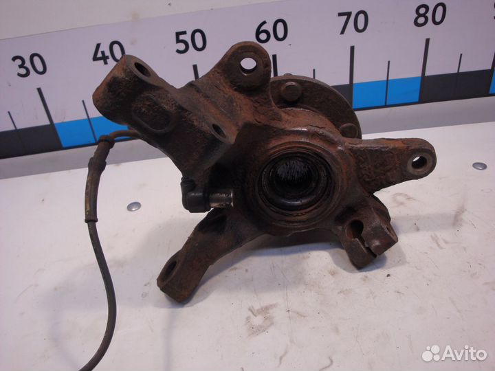 Кулак передний правый Ступица Mazda 626 FP