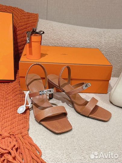 Босоножки Hermes