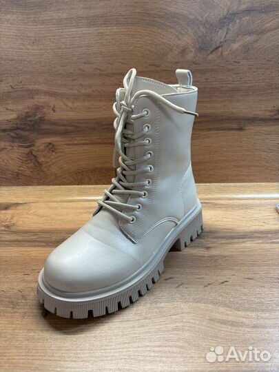 Ботинки женские
