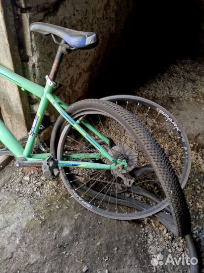 Поменяю велосипед скарастной на простой можно каму