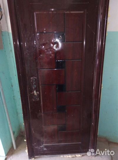 Дверь входная металлическая