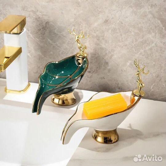 Мыльница керамическая со сливом