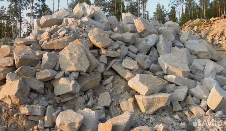 Скальный грунт скала Доставка от 3-х кубов