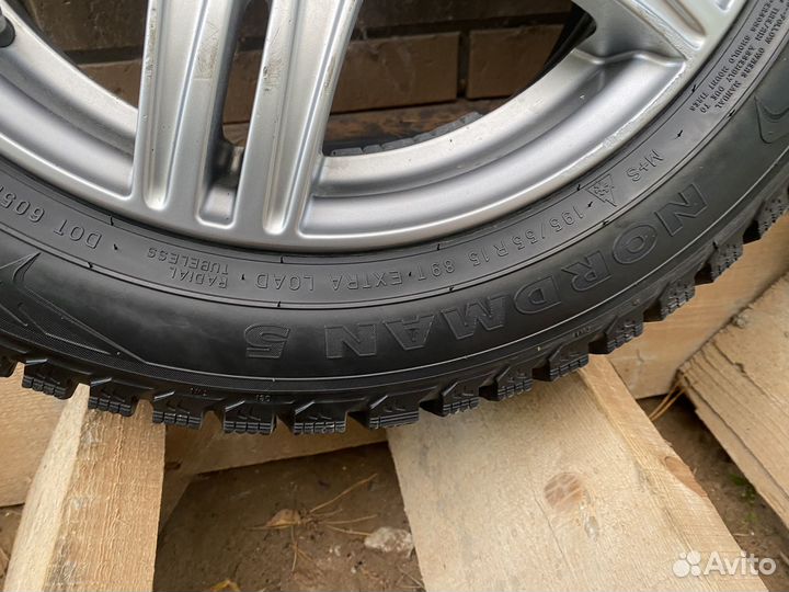 Комплект зимних колес r15