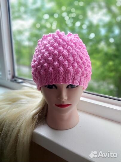 Продам вязаную шапочку ручной работы