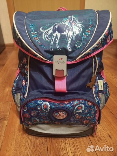 Школьный рюкзак
