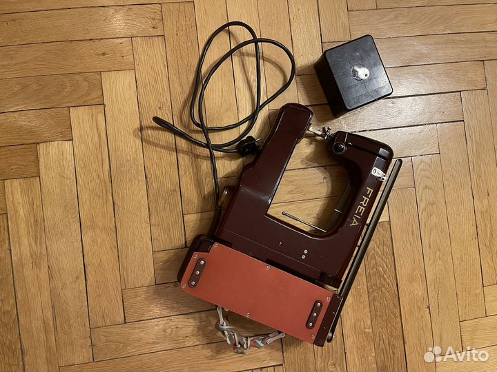 Швейная машина freia 32 / 1108 / 1007