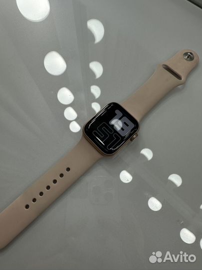 Часы apple watch se