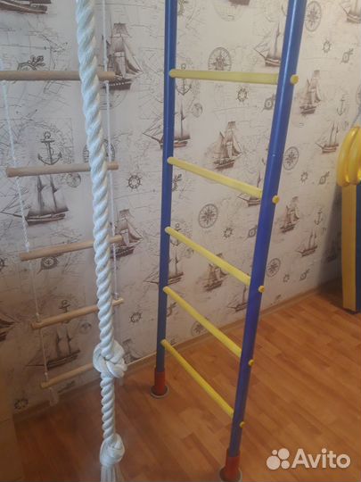 Спортивно-игровой комплекс (шведская стенка)