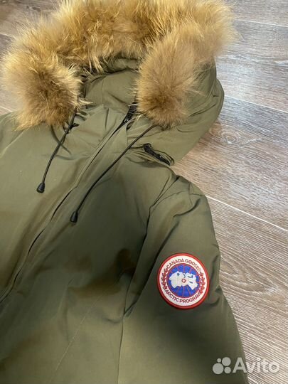 Женская парка Canada Goose