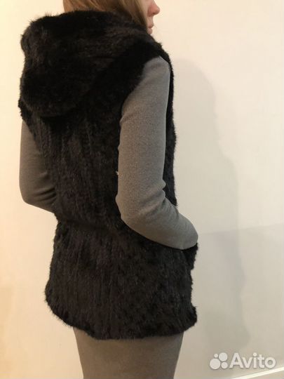 Жилет из вязанной норки