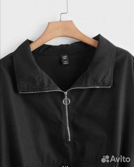 Ветровка женская