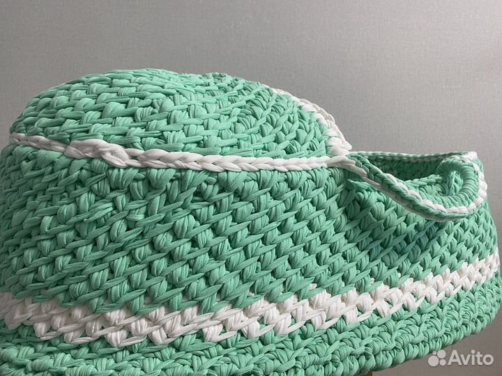 Переносная люлька ручной работы для младенца