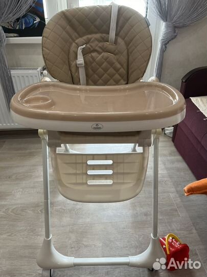 Стульчик для кормления tommy