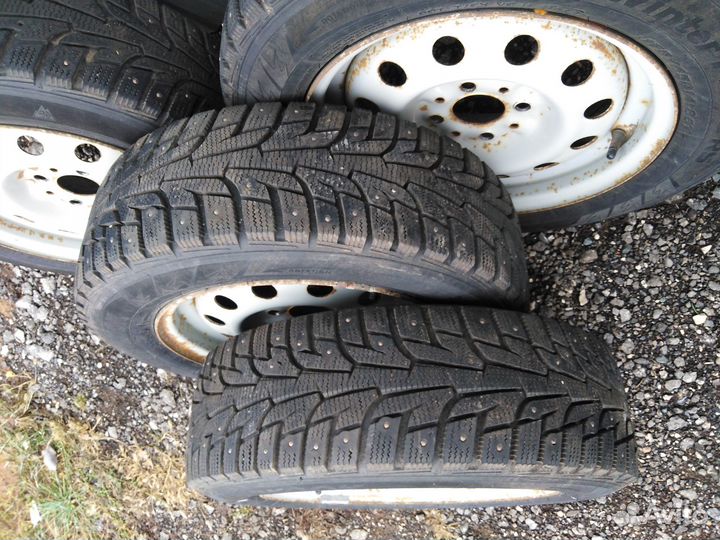 Hankook Winter I'Pike 175/65 R14