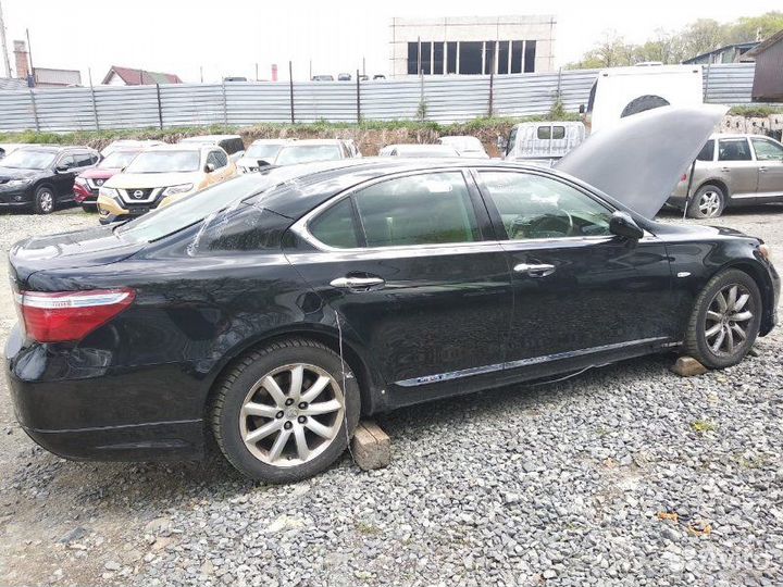 Блок управления рулевой рейкой Lexus Ls600H UVF45