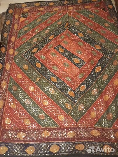 Покрывало или ковёр настенный