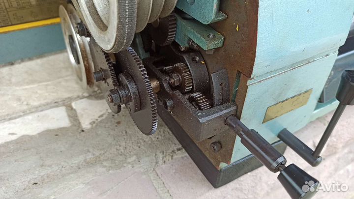 Токарный станок 