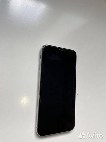 Телефон iPhone Xs 256gb