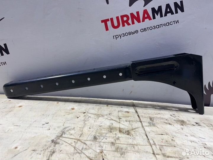 Кронштейн крыла левый Man Tgl