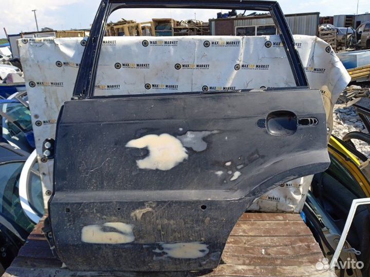 Дверь задняя левая Ford Fusion 2002 (б/у)