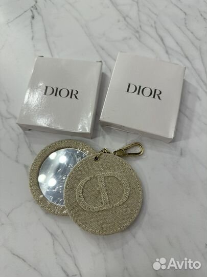 Зеркало-брелок Dior