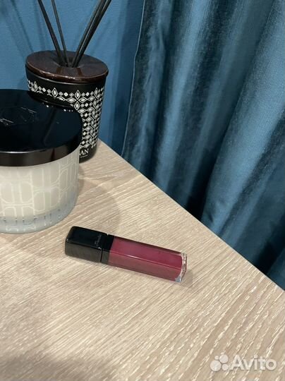 Жидкая помада guerlain kisskiss