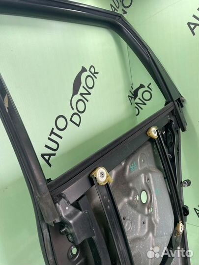 Рамка двери задняя левая Volkswagen Touareg 7L