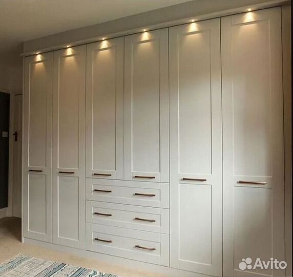 Шкаф по индивидуальному заказу