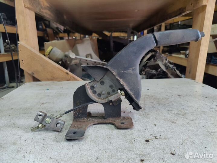 Рычаг ручного тормоза Hyundai sonata 4 EF