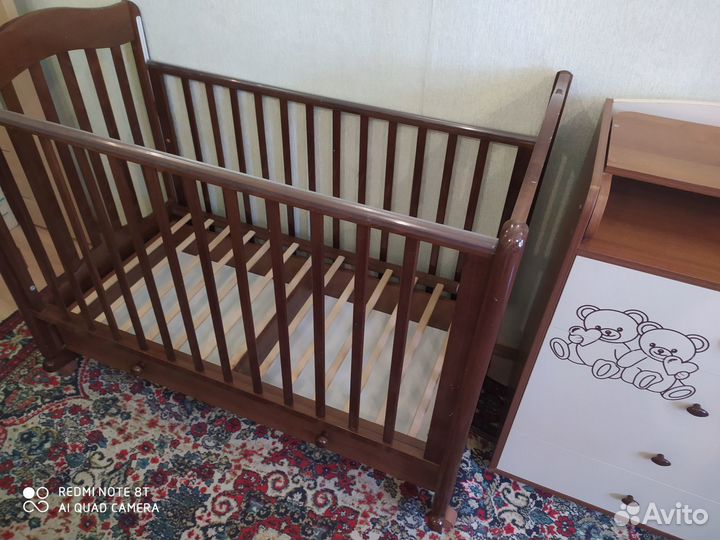 Детская кроватка