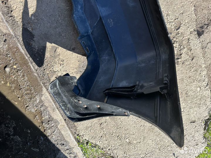 Бампер задний volkswagen golf 3