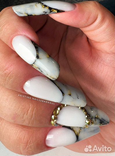 Наращивание ногтей