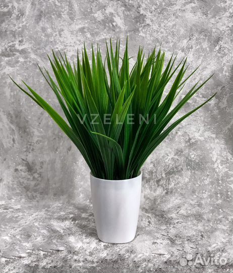 Осока, композиция из искусственной зелени