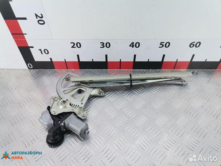 Стеклоподъемник передний правый Toyota Prius 2