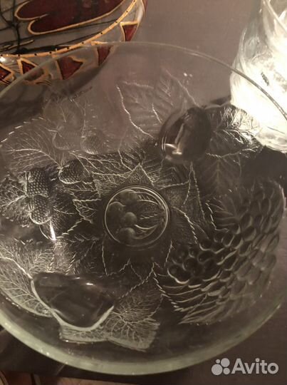 Салатница большая и 6 маленьких