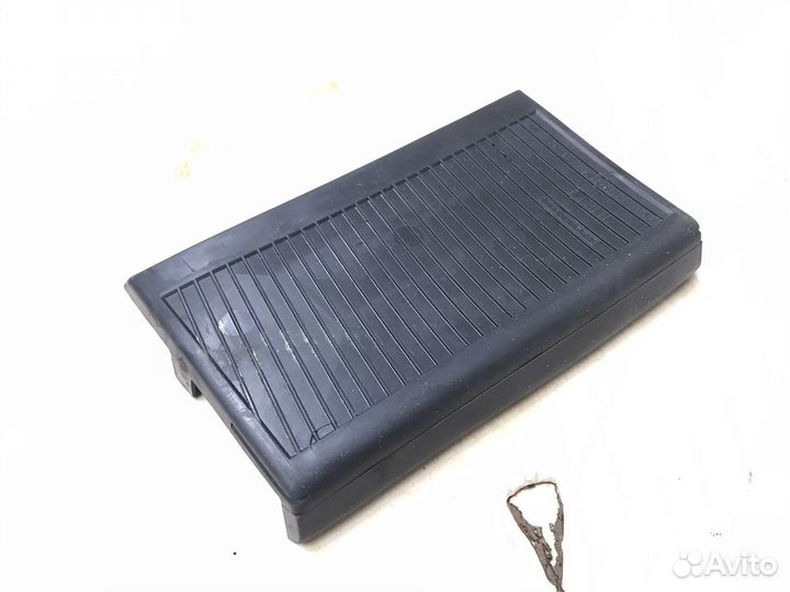 Коврик,вставка в центральную консоль Tiguan 2