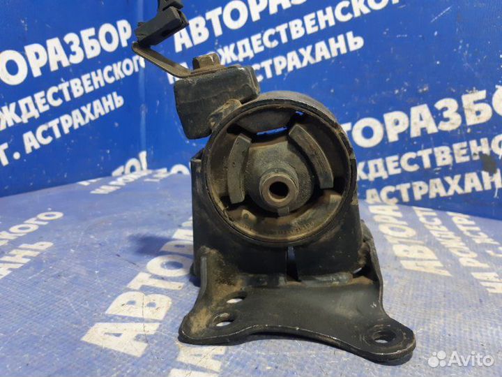 Подушка двигателя Nissan X-Trail T30 внедорожник