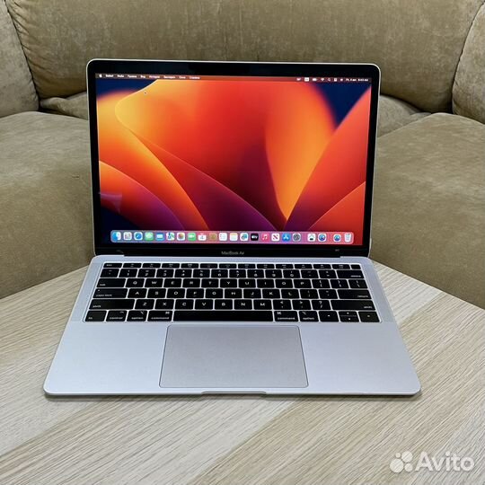 MacBook Air 2018 i5/8/256 (402 цикла)