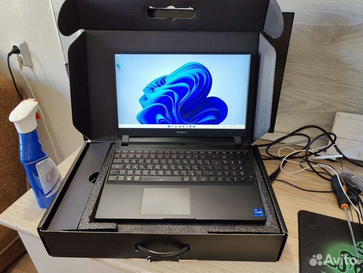 Ноутбук Aorus 5 SE4 i7 12700H / RTX 3070