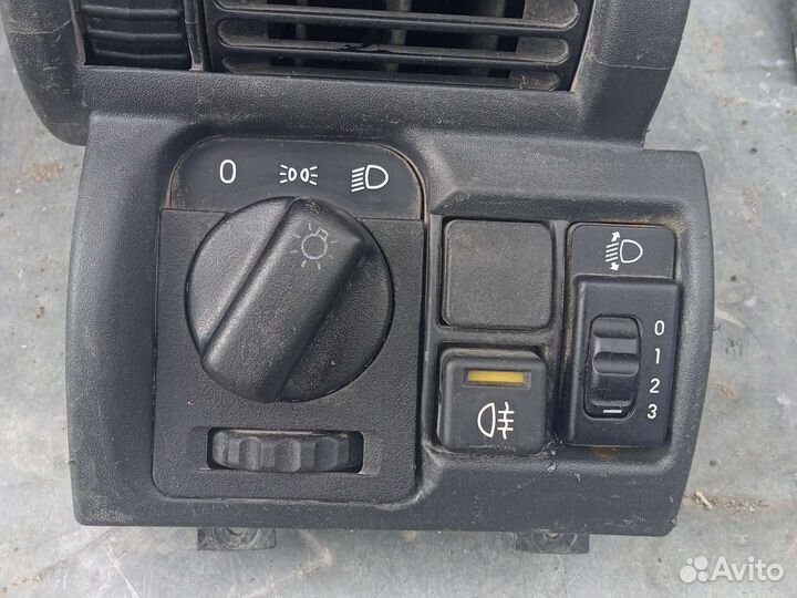 Переключатель света фар Opel Corsa B