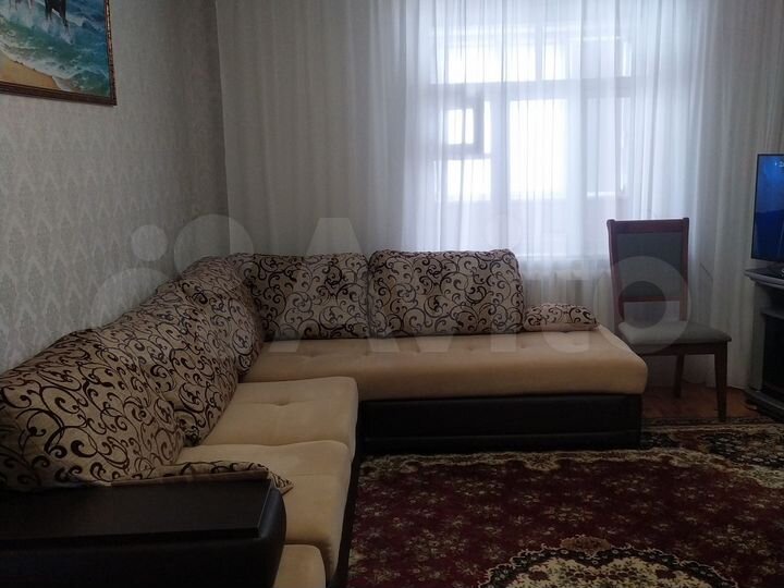 4-к. квартира, 90 м², 2/5 эт.