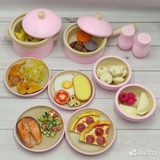 Деревянная игрушечная посуда